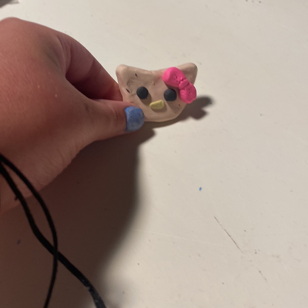 Hello kitty - Picture 3 of 3